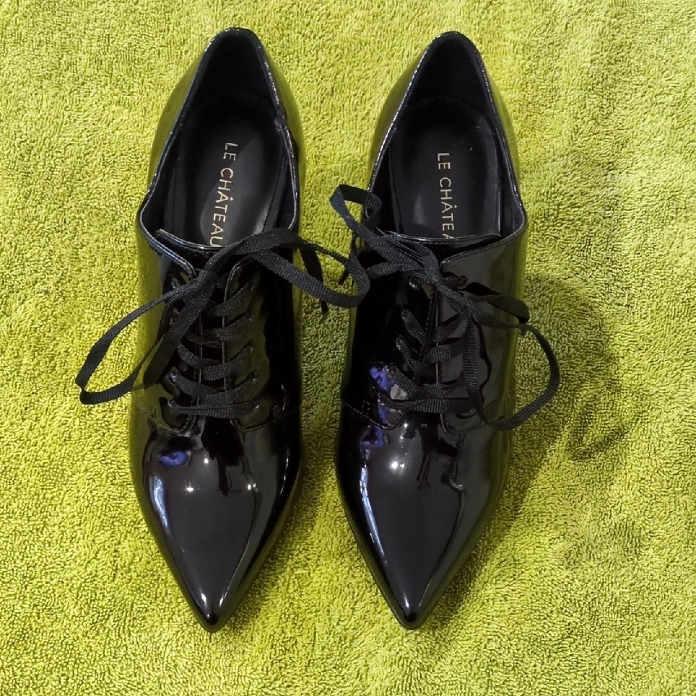 Le Chateau Glossy Black Lace-Up Heels